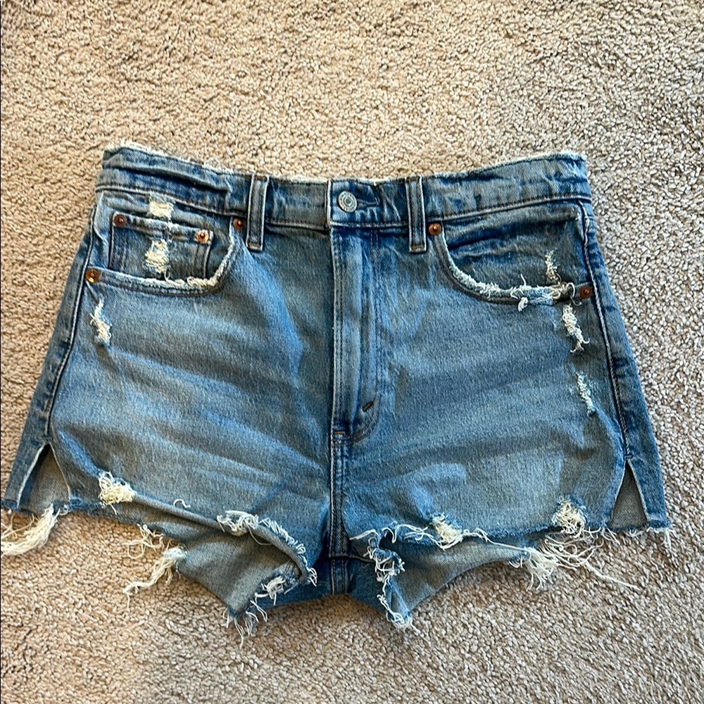 Abercrombie & Fitch High Rise Mom Shorts
